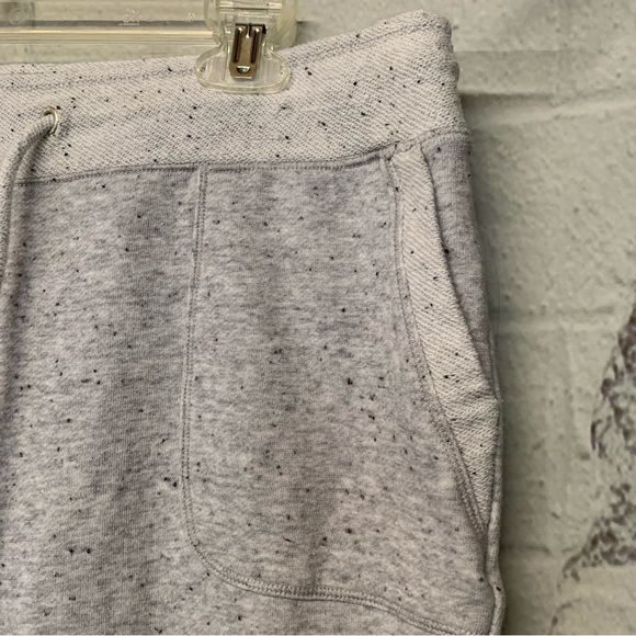 Calvin Klein Joggers - Picture 3 of 7